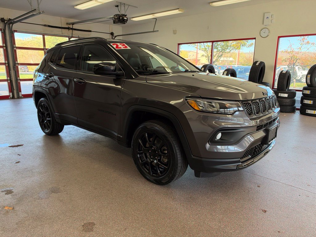2023 Jeep Compass Altitude