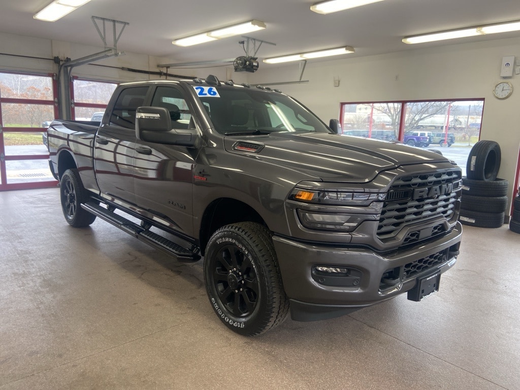 New 2026 Ram 2500 BIG HORN CREW CAB 4X4 6'4 BOX Pickup