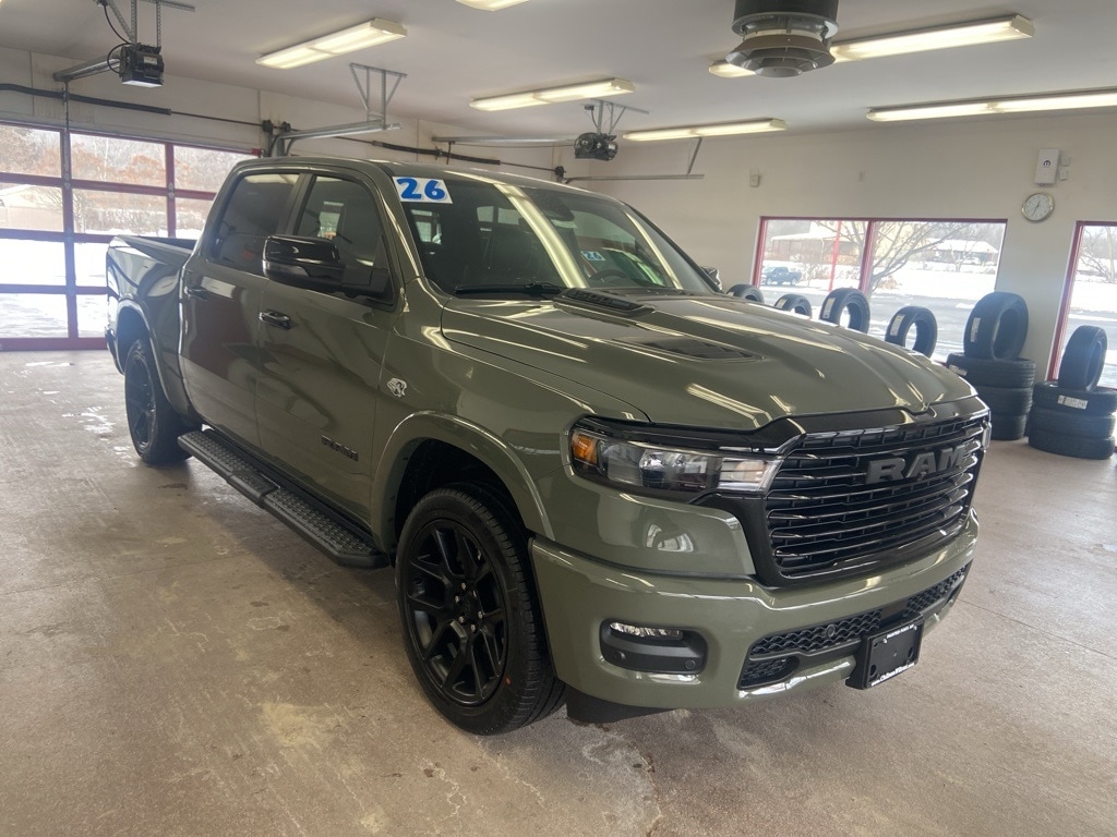 New 2026 Ram 1500 LARAMIE CREW CAB 4X4 5'7 BOX Pickup