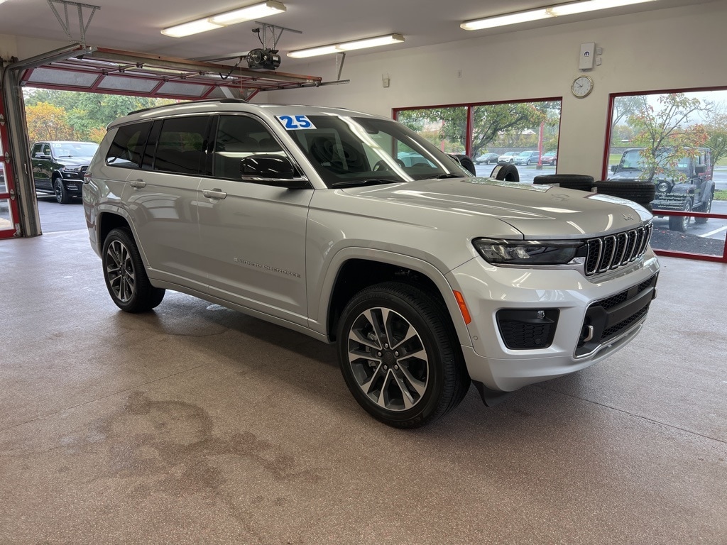 2025 Jeep Grand Cherokee Sport Utility 