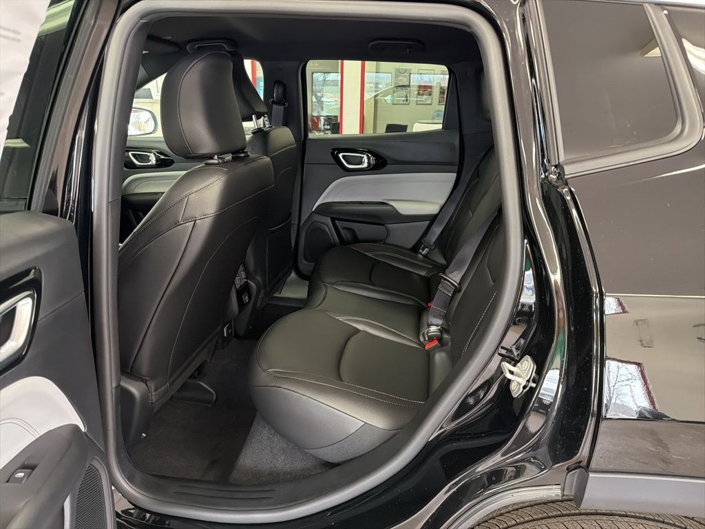 2026 Jeep Compass Limited - Photo 19