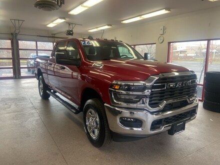 2026 Ram 2500 TRADESMAN CREW CAB 4X4 6'4 BOX Pickup