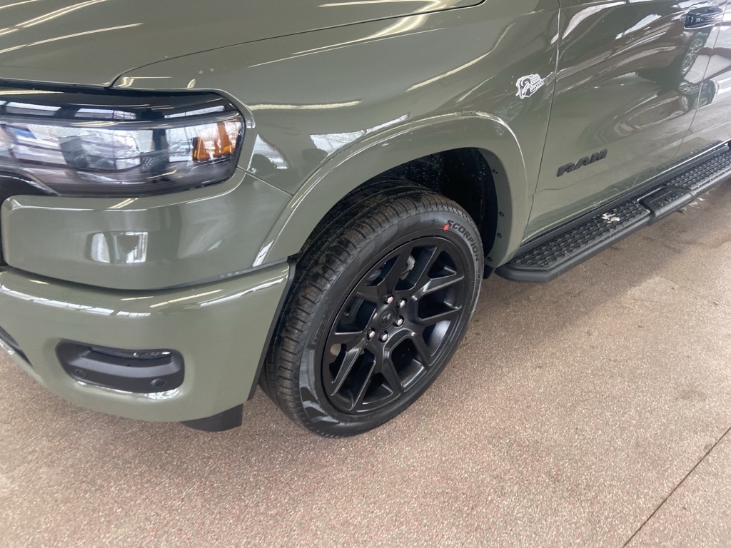 New 2026 Ram 1500 LARAMIE CREW CAB 4X4 5'7 BOX Pickup