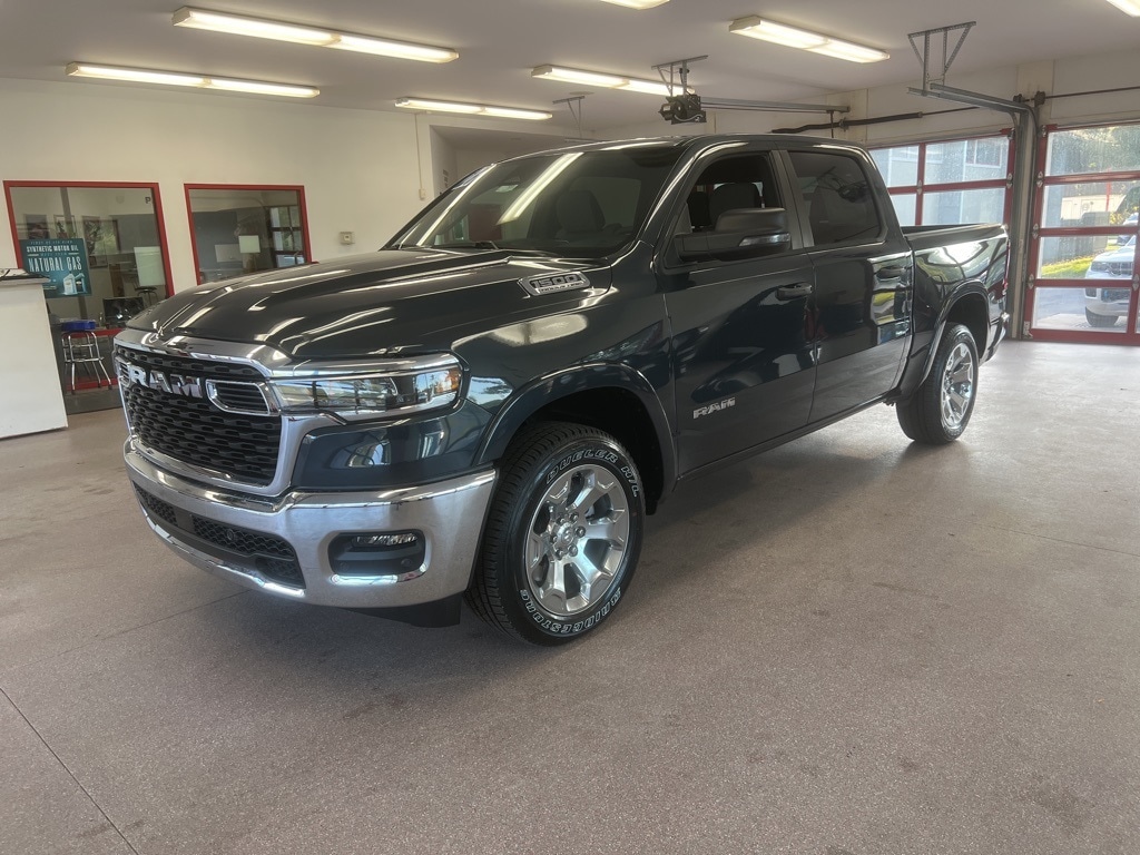 New 2026 Ram 1500 BIG HORN CREW CAB 4X4 5'7 BOX Pickup
