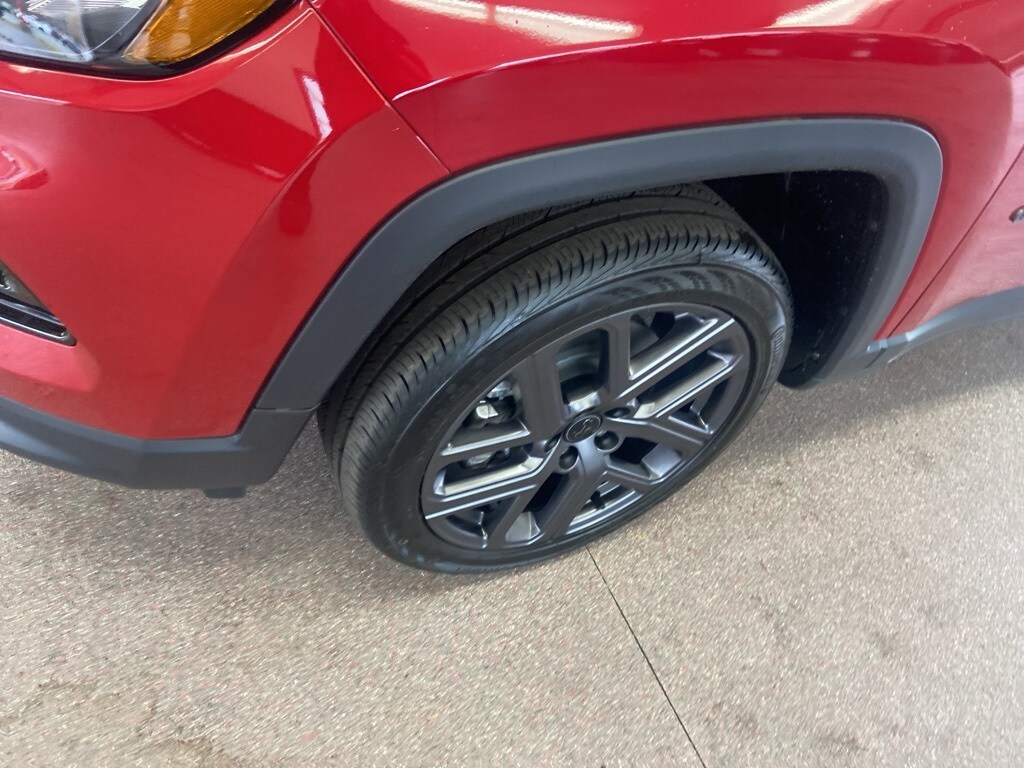 New 2026 Jeep Compass LIMITED ALTITUDE 4X4 Sport Utility