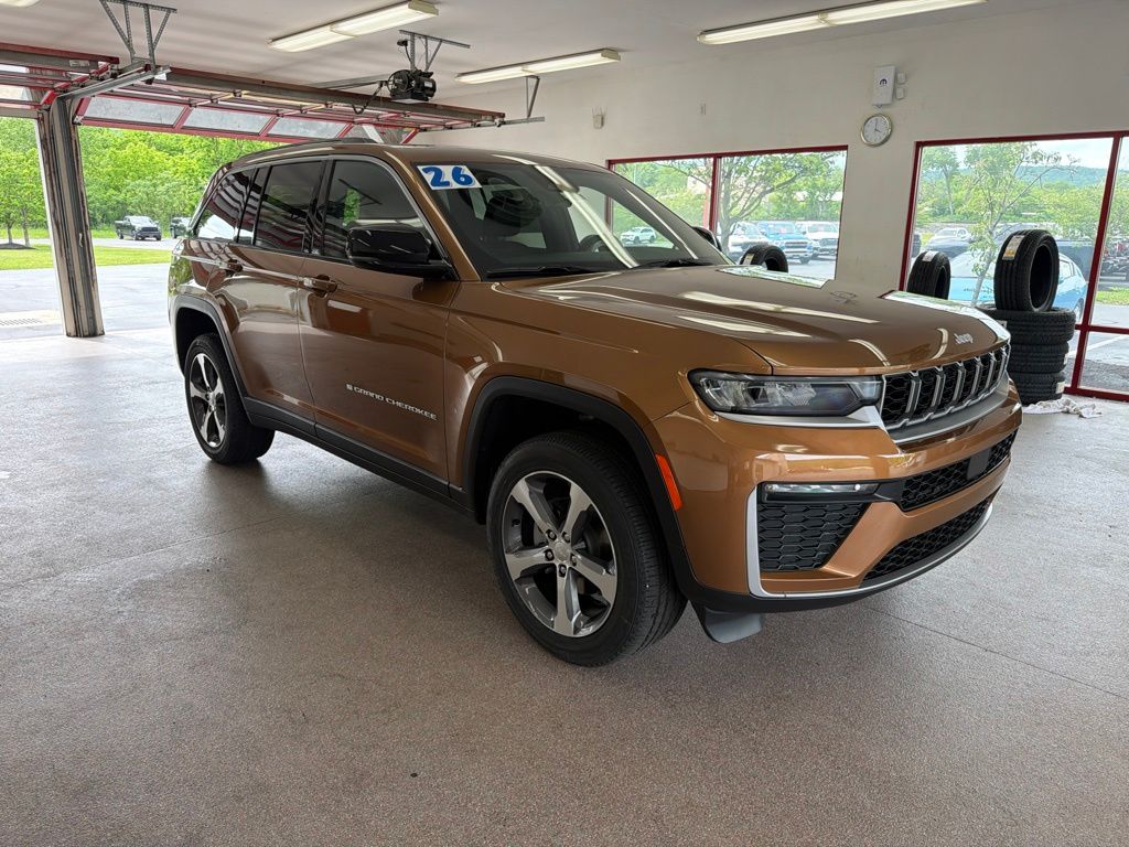 2026 Jeep Grand Cherokee Sport Utility 