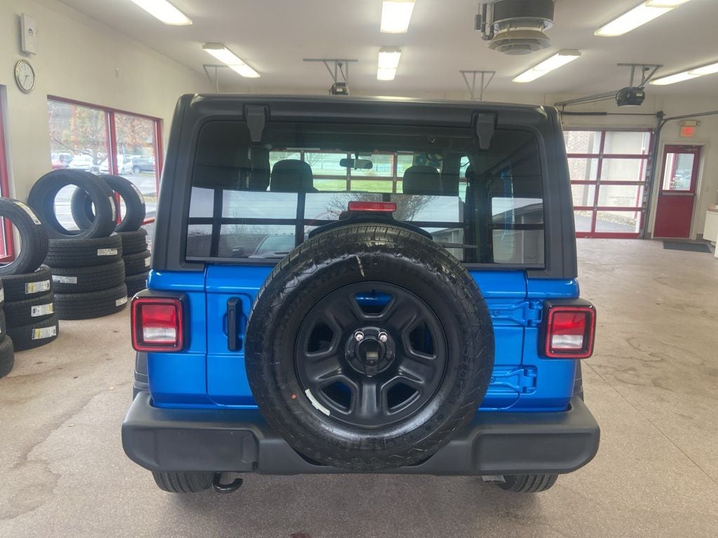 2026 Jeep Wrangler 2-Door Sport - Photo 10