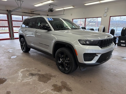 2025 Jeep Grand Cherokee ALTITUDE X 4X4 Sport Utility