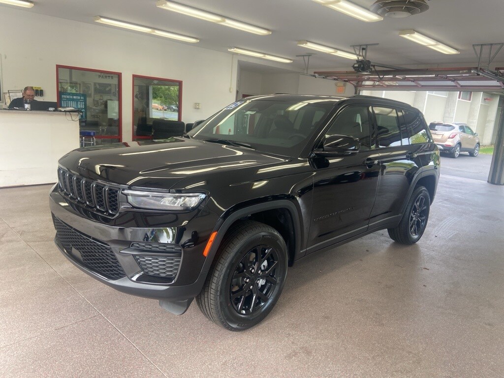 New 2025 Jeep Grand Cherokee ALTITUDE X 4X4 Sport Utility
