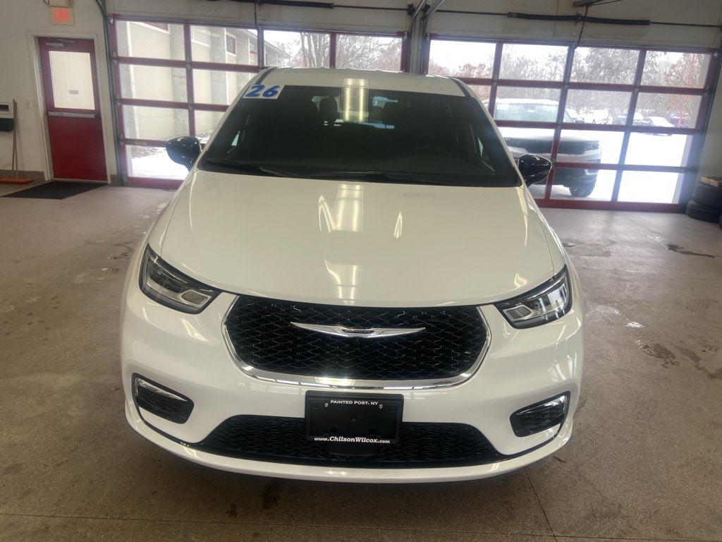 New 2026 Chrysler Pacifica SELECT Passenger Van