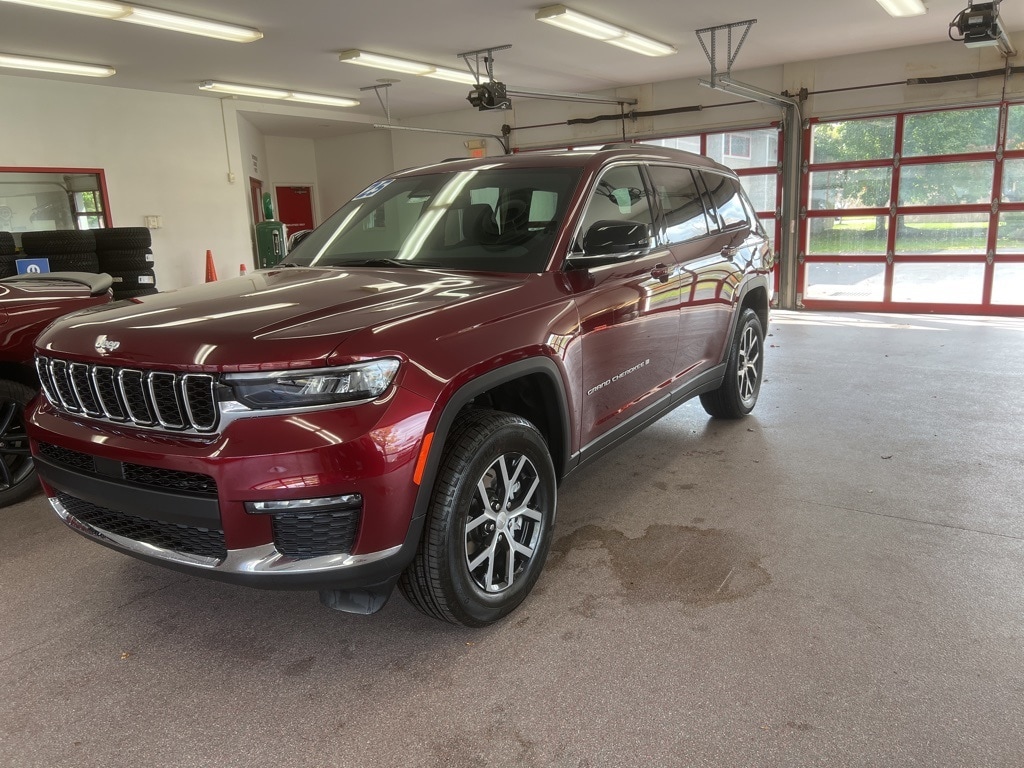 New 2025 Jeep Grand Cherokee L LIMITED 4X4 Sport Utility