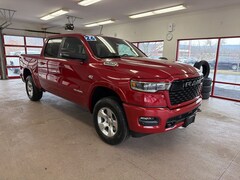 2026 Ram 1500 BIG HORN CREW CAB 4X4 5'7 BOX Pickup