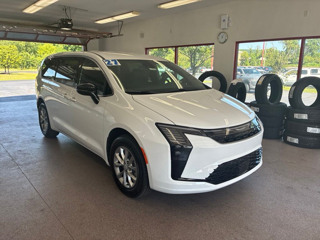 2027 Chrysler Pacifica Passenger Van 