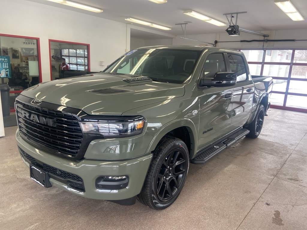 New 2026 Ram 1500 LARAMIE CREW CAB 4X4 5'7 BOX Pickup