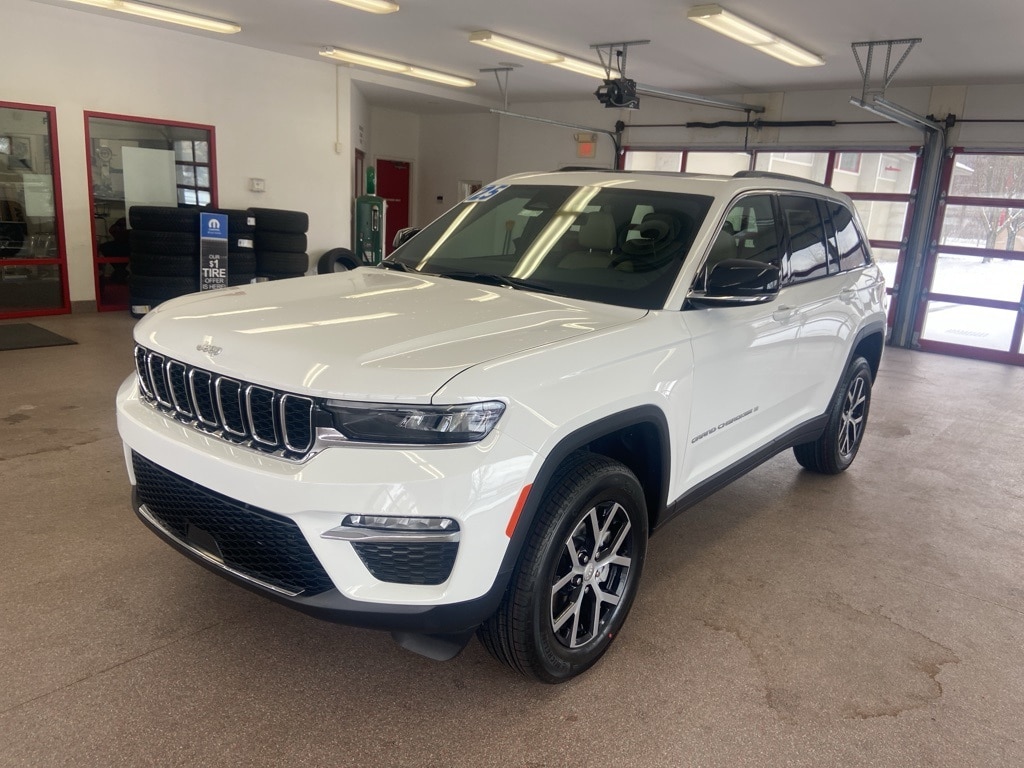 New 2025 Jeep Grand Cherokee LIMITED 4X4 Sport Utility