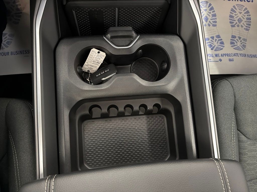 2026 RAM 1500 Big Horn/Lone Star - Photo 10