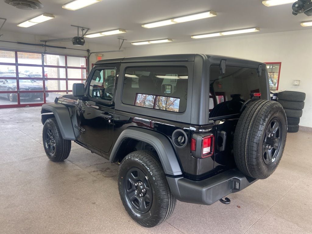 2026 Jeep Wrangler 2-Door Sport - Photo 9