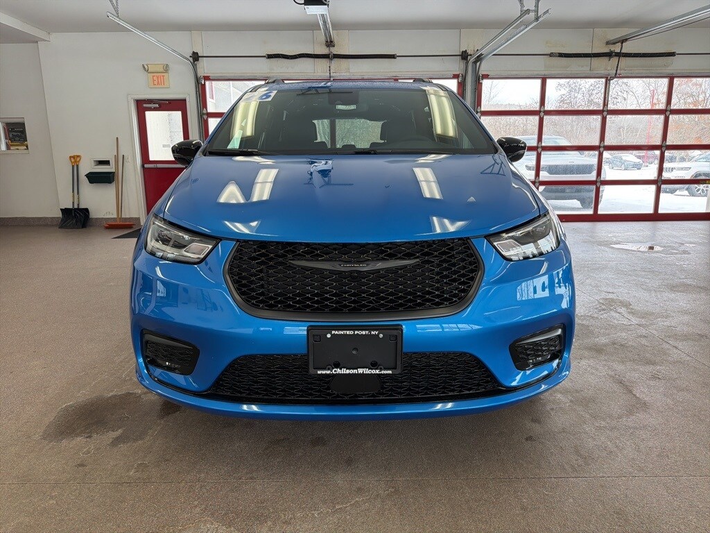 New 2026 Chrysler Pacifica SELECT AWD Passenger Van