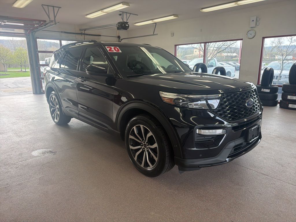 2020 Ford Explorer ST 4WD's photo
