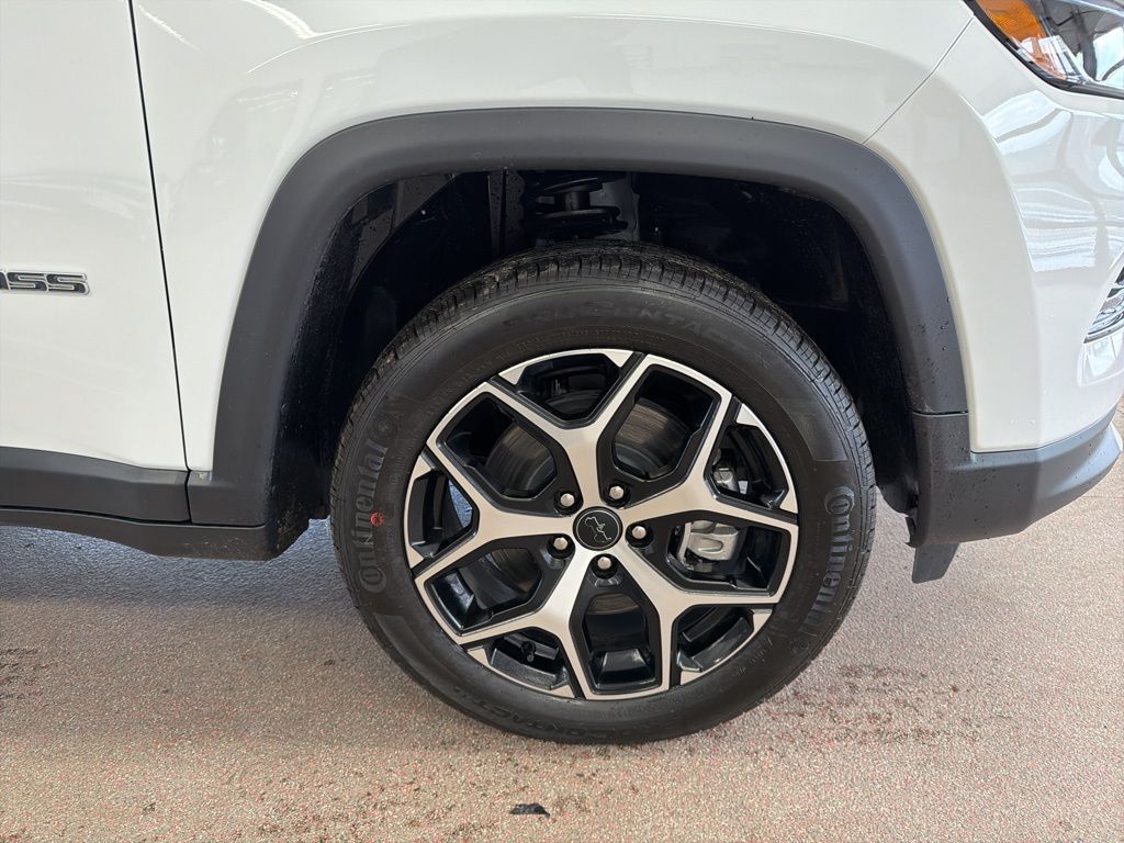 2026 Jeep Compass Limited - Photo 30