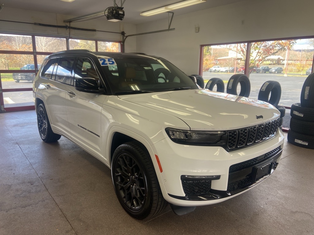 2025 Jeep Grand Cherokee Sport Utility 