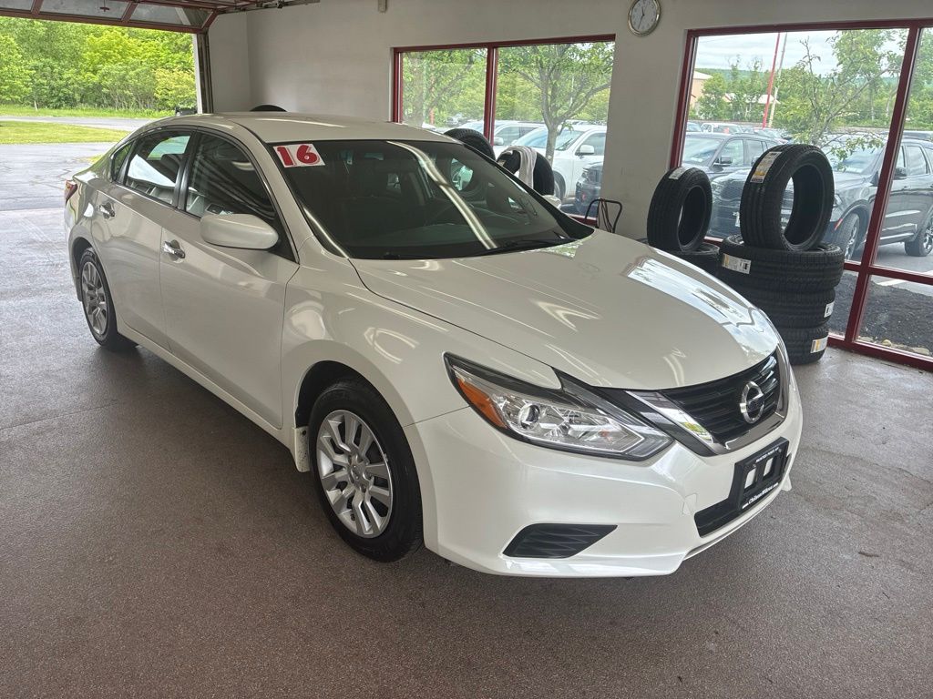 2016 Nissan Altima 2.5 S FWD photo