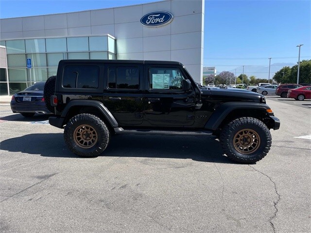 2023 Jeep Wrangler Sport S photo 3