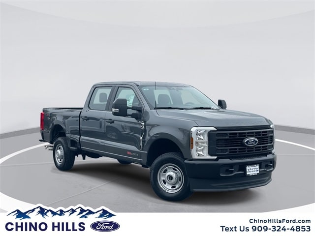 2026 Ford F-250 Super Duty XL's photo