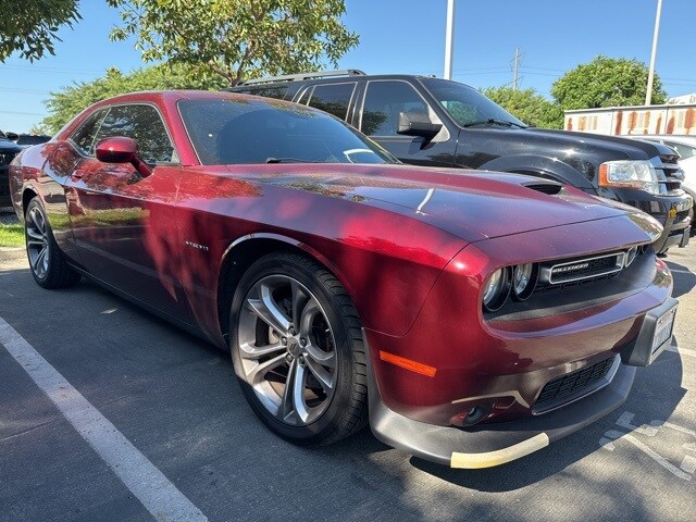 2022 Dodge Challenger R/T photo 4
