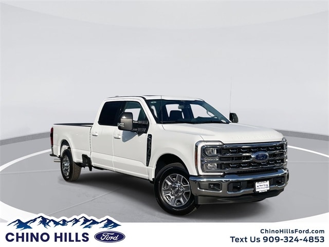 2026 Ford F-350 Super Duty XL's photo
