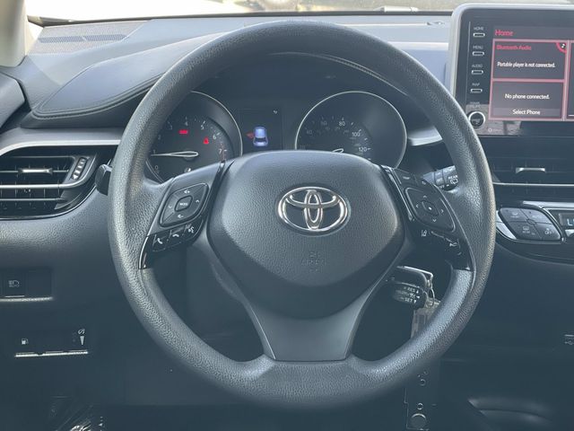 2021 Toyota C-HR LE photo 3