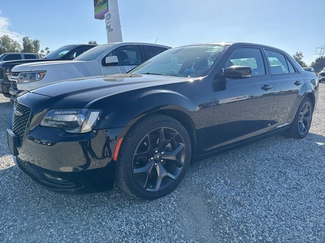 2023 Chrysler 300 S's photo