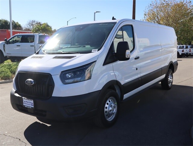 2024 Ford Transit photo 3