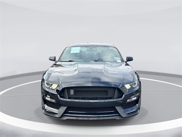 2017 Ford Mustang Shelby GT350 photo 2