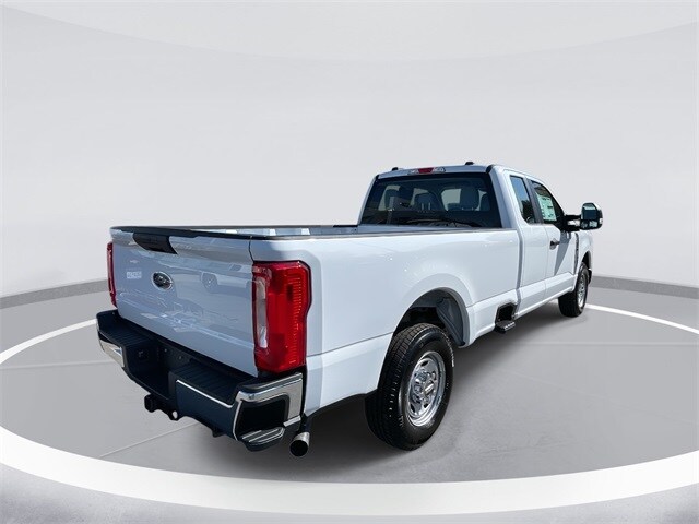 2026 Ford F-250 XL photo 4