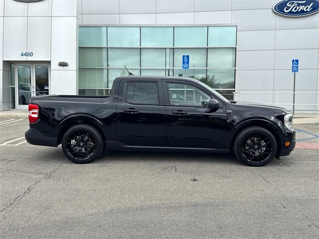 2024 Ford Maverick XLT photo 3