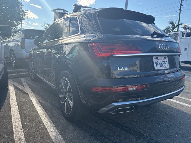 2023 Audi Q5 45 S line Premium photo 2