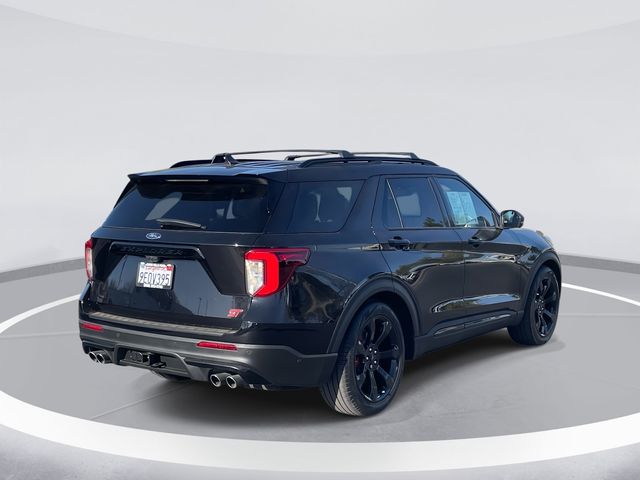 2023 Ford Explorer ST photo 4