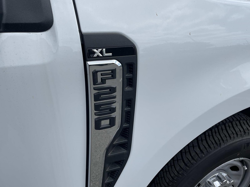 2026 Ford F-250 Super Duty XL - Photo 32