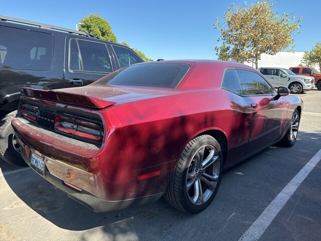 2022 Dodge Challenger R/T photo 3
