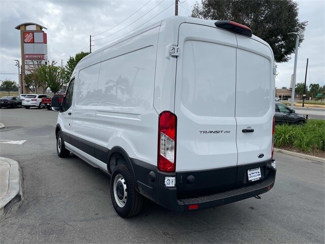 2024 Ford Transit 250