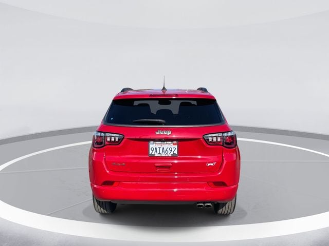 2022 Jeep Compass Limited photo 5