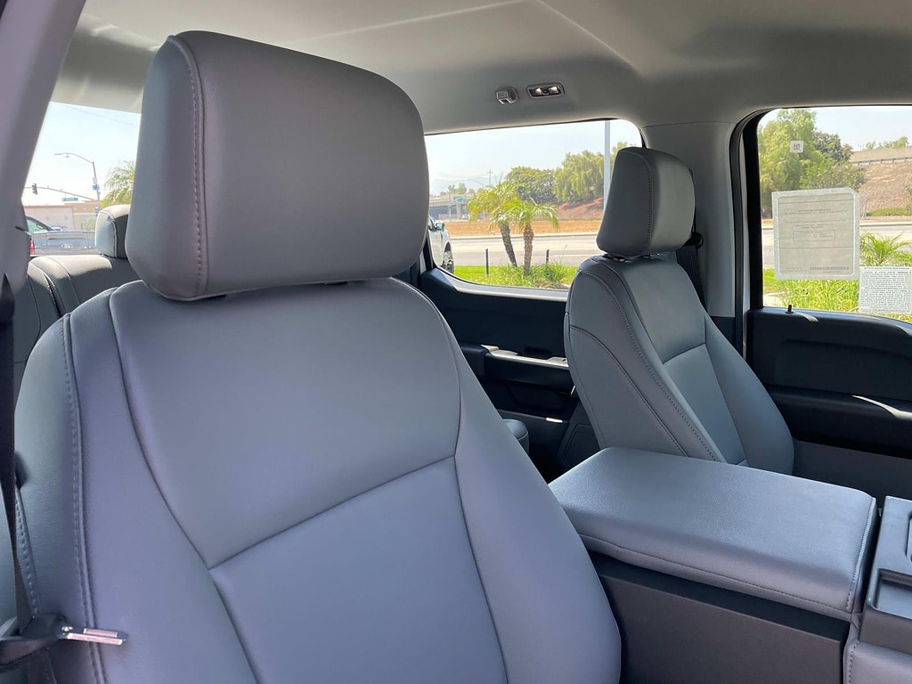 2025 Ford F-150 XL - Photo 32