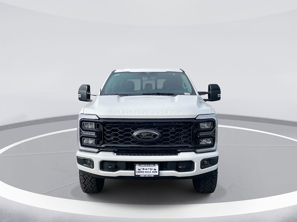 New 2026 Ford Super Duty F-350 SRW Lariat Truck