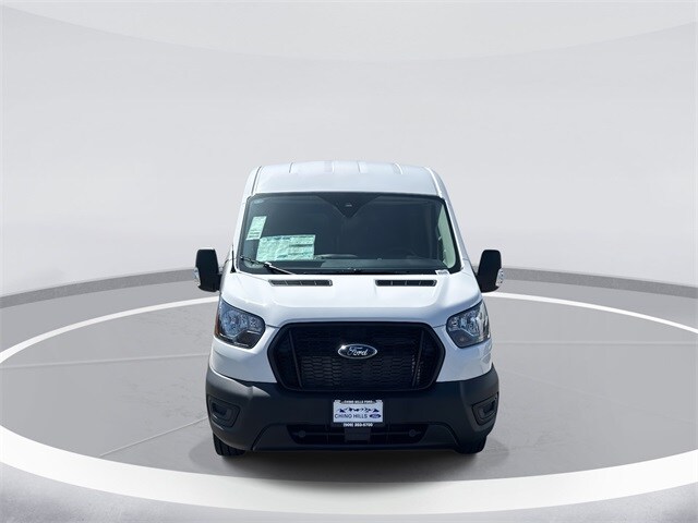 2025 Ford Transit photo 2