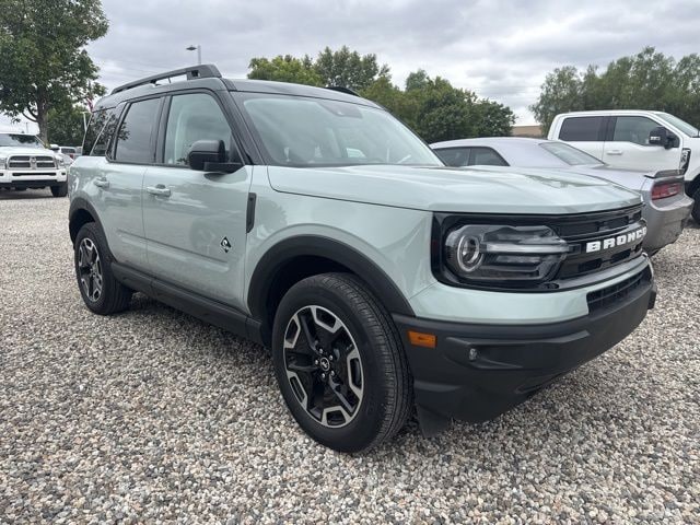 2024 Ford Bronco Sport Outer Banks photo 4
