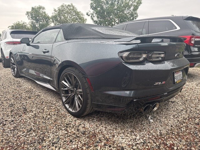 2022 Chevrolet Camaro ZL1 photo 2