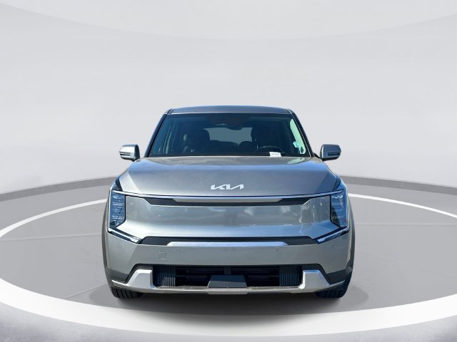Used 2024 Kia EV9 Light L/R with VIN KNDAB5S16R6047724 for sale in Chino, CA