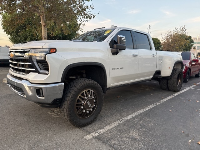 2024 Chevrolet Silverado 3500HD LTZ's photo