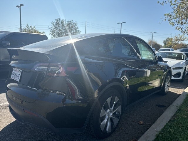 2023 Tesla Model Y Long Range photo 3